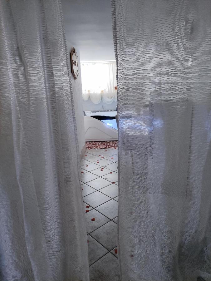 26 Suite Home Остуни Экстерьер фото