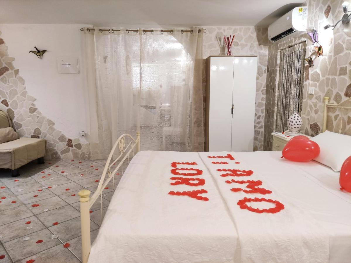 26 Suite Home Остуни Экстерьер фото