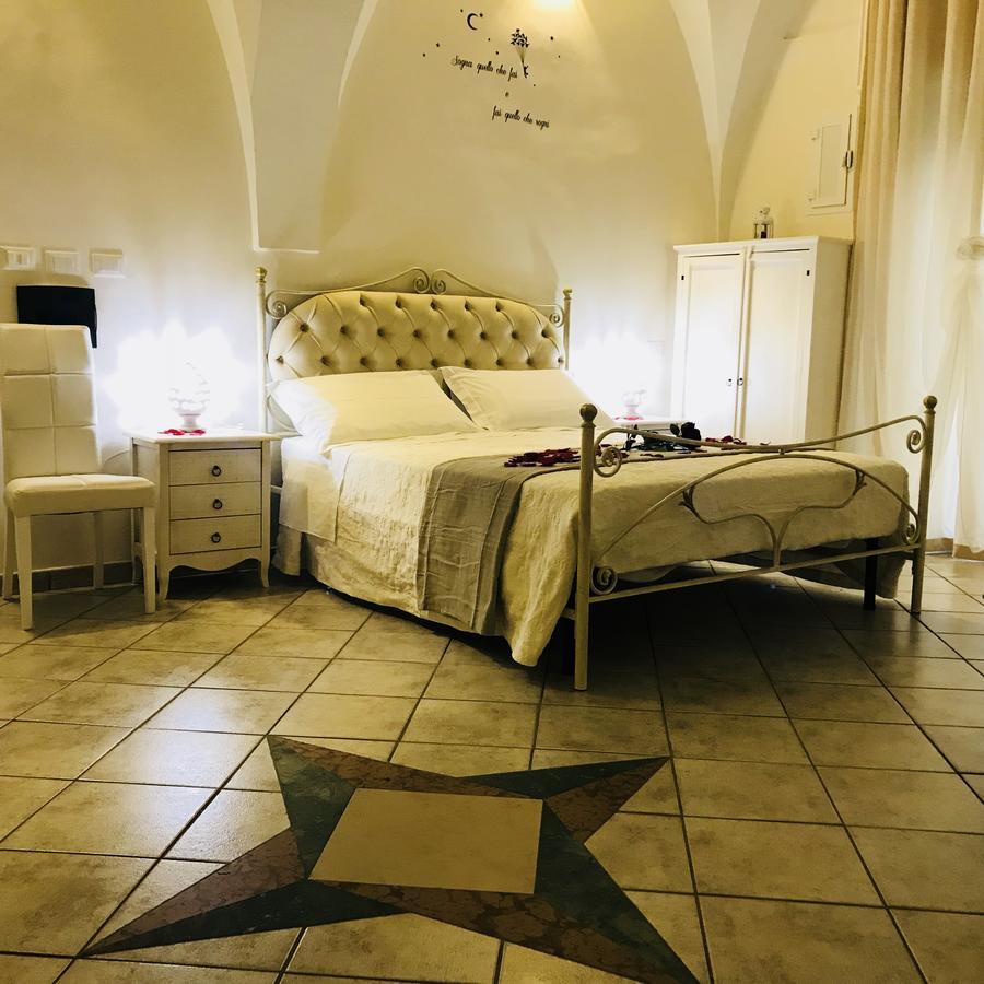 26 Suite Home Остуни Экстерьер фото